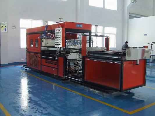 环保型全自动高速吸塑..